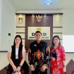 BERSAMA : Anggota DPRD Kabupaten Gumas Elvi Esie (kanan) bersama koleganya Indra H Kiaji dan Karolina, di kantor DPRD setempat, pekan lalu.