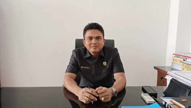 
					FOTO : Ketua DPRD Kabupaten Gunung Mas Binartha