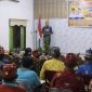 FOTO : Wabup Katingan Firdaus, menyampaikan pidato pada penutupan Musda MDAHK di aula losmen citra katingan.