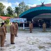 FOTO : Camat Katingan Hilir, Dony Merianto, saat menjadi pembina apel sore.