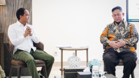 FOTO : Bupati Saiful saat bersama Menteri Kehutanan.