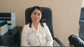 FOTO : Anggota DPRD Kabupaten Gunung Mas Karolina