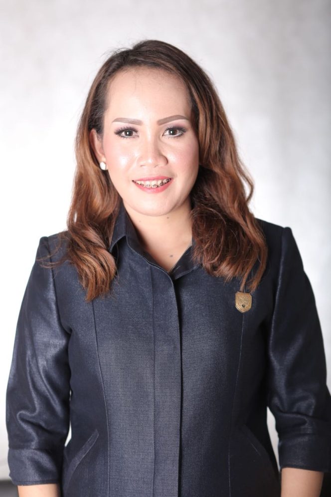 
					FOTO : Wakil Ketua I DPRD Kabupaten Gunung Mas Nomi Aprilia