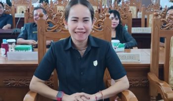 FOTO : Wakil Ketua I DPRD Kabupaten Gunung Mas Nomi Aprilia