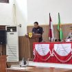 SAMPAIKAN LAPORAN : Juru Bicara Banggar DPRD Kabupaten Gumas Charles Frengki menyampaikan laporan terhadap Raperda Perubahan APBD tahun 2025, pada rapat paripurna 4 masa persidangan I Tahun sidang 2025, Kamis, 4 September 2025