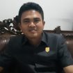 FOTO : Ketua DPRD Kabupaten Gunung Mas Binartha