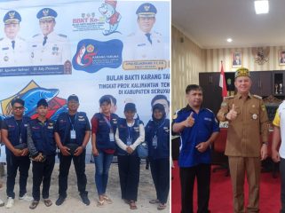 HADIRI : Pengurus Karang Taruna Kabupaten Gumas ketika menghadiri peringatan Bulan Bakti Karang Taruna (BBKT) XI tingkat Provinsi Kalteng, di Kabupaten Seruyan, Jumat (3/10).

BERSAMA : Pengurus Karang Taruna Kabupaten Gumas berfoto bersama dengan Bupati Gumas Jaya Samaya Monong.