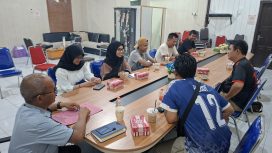 RAPAT : Suasana rapat pengurus PTMSI Kabupaten Gumas, di aula kantor KONI setempat, Rabu, 15 Oktober 2025 malam.