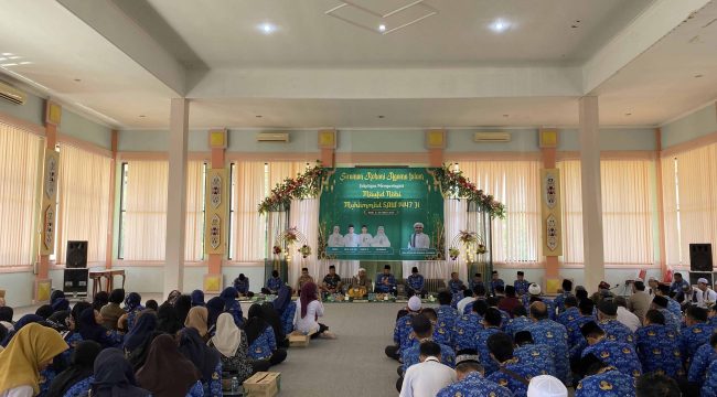 FOTO : Kasdim 1019/Katingan dan jajaran saat hadiri pelaksanaan kegiatan, di Rujab Bupati Katingan.