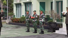 FOTO : Suasana saat upacara peringatan Hari Pahlawan, di markas Kodin 1019 Katingan.