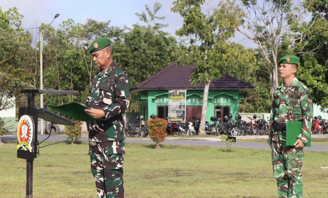 
					FOTO : Suasana kegiatan upacara bendera di pimpin Kasdim 1019 Katingan.

