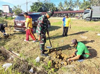 FOTO : Suasana penamanan pohon di Kecamatan Tewang Sanggalang Garing, Kabupaten Katingan.
