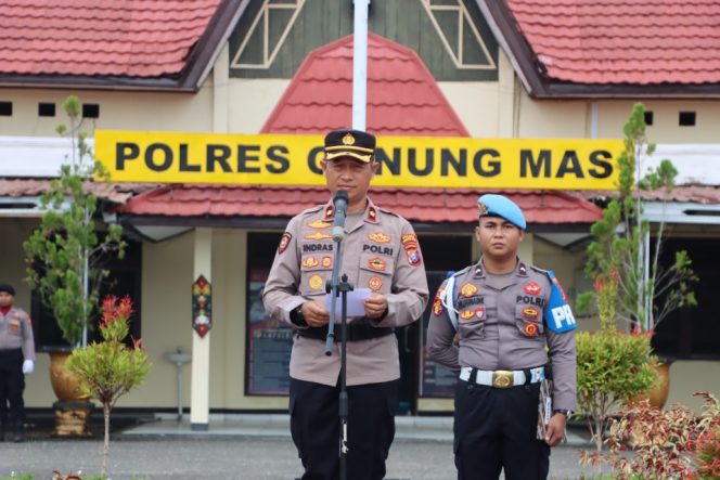 
					UPACARA : Suasana upacara kesadaran nasional yang diikuti personel Polres Gumas, di Lapangan Lapangan Tantya Sudhirajati, Rabu, 18 Februari 2026 pagi.