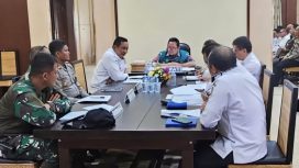 FOTO : Bupati Saiful, saat koordinasi bersama lintas sektor pada pelaksanaan rapat, di rumah jabatan setempat.