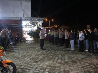 APEL : Suasana apel kesiapan pengamanan malam takbiran hari raya idulfitri 1447 hijriah di pos terpadu Operasi Ketupat Telabang 2026, Jumat, 20 Maret 2026.