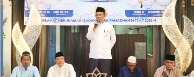 
					FOTO : Wabup Firdaus dan jajaran saat safari ramadan di Desa Tumbang Jiga, Kecamatan Katingan Hulu.