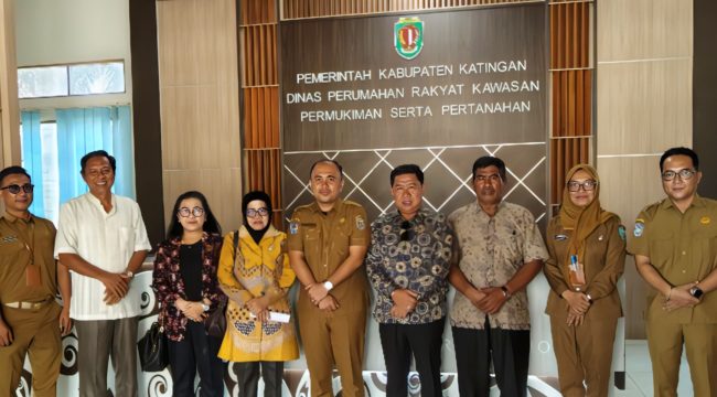 FOTO : Kunjungan Kunker Komisi IV DPRD Kotim, saat diterima Kepala Disperkimtan dan jajaran.
