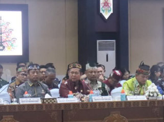 FOTO : Bupati Katingan Saiful, saat menghadiri pertemuan kunjungan kerja reses Komisi II DPR RI dan Kementerian ATR/BPN.