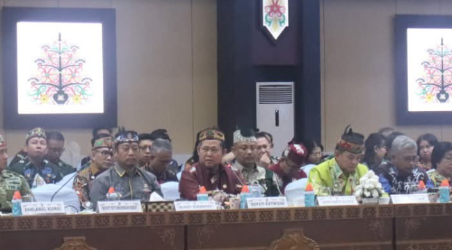 FOTO : Bupati Katingan Saiful, saat menghadiri pertemuan kunjungan kerja reses Komisi II DPR RI dan Kementerian ATR/BPN.