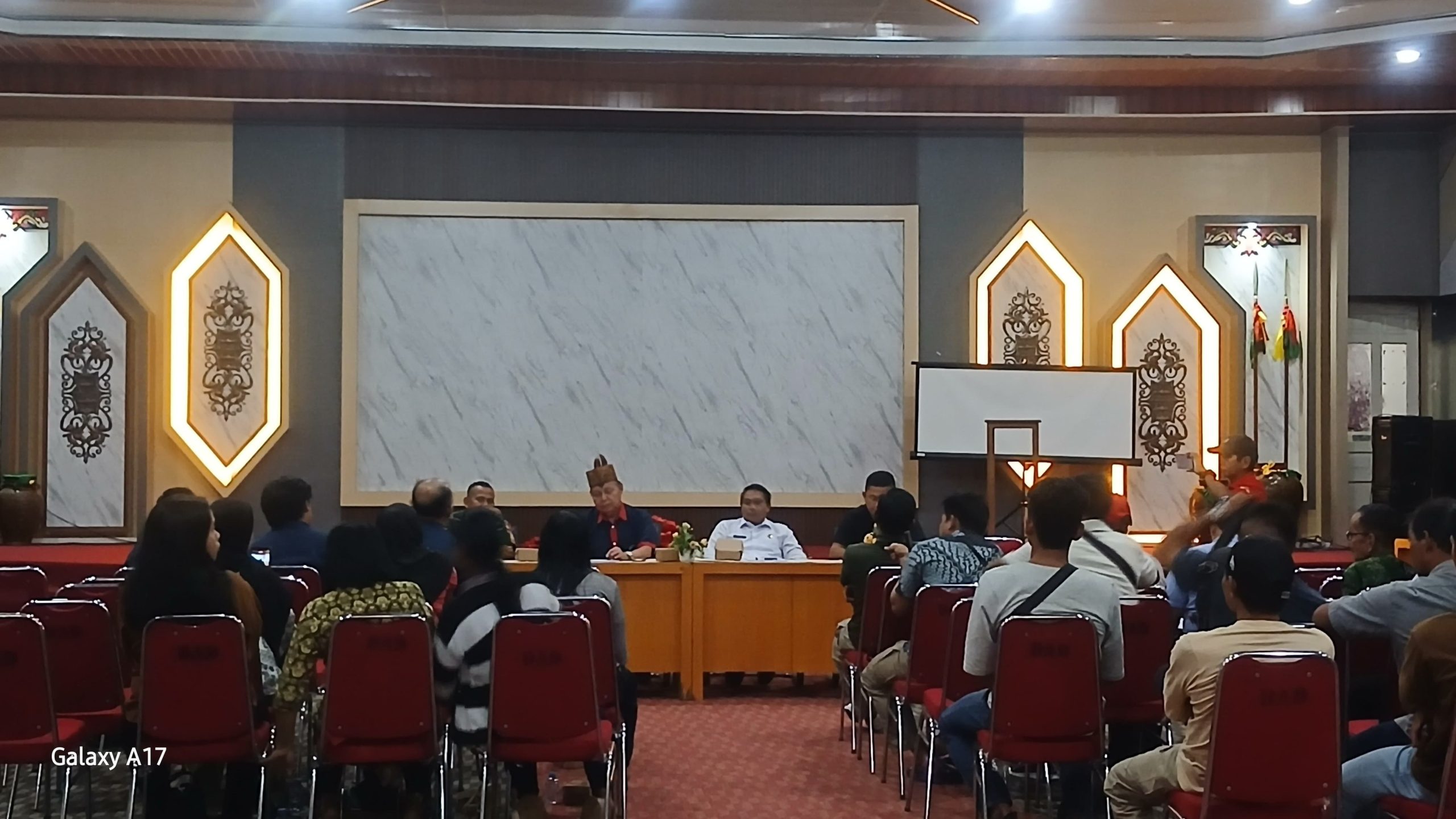 Manajemen PT DBK Bersama Warga Sepakat Konflik Lahan Dimediasi Bupati