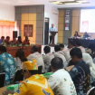 FOTO : Bupati Katingan Saiful, didampingi Sekda serta jajaran pada pelaksanaan kegiatan Ekspos ID dan CMS, di Aula Bappedalitbang Katingan.
