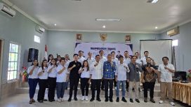 BERSAMA : Peserta muscab BPC HIPMI Kabupaten Gumas saat berfoto bersama di aula Hotel Zepanya, Senin, 18 Mei 2026.