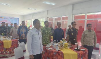 FOTO : Ketua DPRD Kabupaten Katingan Marwan Susanto, saat hadiri peresmian KDMP di Desa Hampalit.