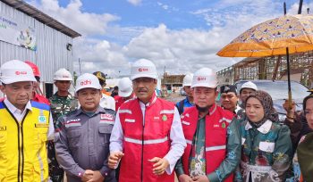 FOTO : Mensos RI Syaifullah Yusuf didampingi Bupati Katingan dan jajaran saat meninjau Sekolah Rakyat Terintegrasi  23 Sekolah Rakyat Permanen Kabupaten Katingan.