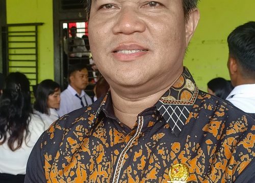 Ketua Fraksi PDI Perjuangan DPRD Murung Raya Bebie S Sos SH SP MM M AP