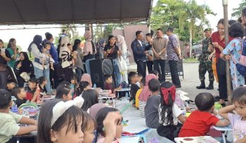 LOMBA : Suasana lomba mewarnai yang diikuti oleh peserta tingkat TK dan SD/MI, di Taman Kota Kuala Kurun, Jumat, 5 Juni 2026 sore.