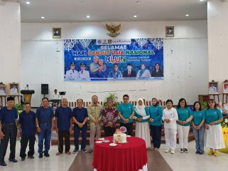 FOTO : Asisten III Setda Katingan, Dr Sawun bersama, Kormi, ILDI, GOW dan masyarakat pada perayaan peringatan HLUN, di Gedung Salawah Kasongan.