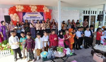 FOTO : Suasana kegiatan Pelepasan dan Pentas Seni Tahun Pelajaran 2025/2026 di TK Negeri Pembina 2 Katingan Hilir.