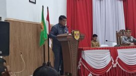 REKOMENDASI : Juru Bicara Banggar DPRD Kabupaten Gumas Yulius Agau saat menyampaikan catatan dan rekomendasi terhadap pembahasan Raperda tentang pertanggungjawaban pelaksanaan APBD tahun 2026, pada rapat paripurna ke-4 masa persidangan III tahun sidang 2026, Senin (6/7/2026).