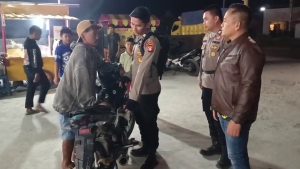 Patroli Rutin Polsek Sepang Antisipasi Balapan Liar Di Jalan Lintas Kuala Kurun-Palangka Raya
