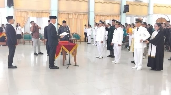 PELANTIKAN : Suasana pelantikan ratusan ASN jabatan administrator, pejabat pengawas, pejabat fungsional dan kepala puskesmas, di GPU Damang Batu, pekan lalu.