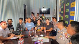 PERTEMUAN : Suasana pertemuan kuasa hukum bersama keluarga almarhum Novan Riadi (12) dengan pihak Satlantas Polres Gumas, Senin, 3 Agustus 2026.