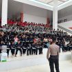 MATERI : Taruna Akpol ketika menyampaikan materi kepada peserta didik Sekolah Rakyat Terintegrasi 54, Desa Tumbang Tambirah, Kecamatan Kurun, Rabu, 5 Agustus 2026.