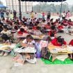 LOMBA MEWARNAI : Suasana pelaksanaan lomba mewarnai yang diikuti ratusan peserta, dalam rangkaian kegiatan Festival Ekonomi Kreatif Kapakat Vol.1 Kabupaten Gumas tahun 2026, di Taman Kota Kuala Kurun, Kamis, 20 Agustus 2026 sore.