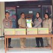 TERIMA : Kapolres Gumas AKBP Arum Sari Puspita Dewi, S.H, S.I.K, M.A, ketika menerima bantuan bibit jagung hibrida dari dinas pertanian setempat, Jumat, 21 Agustus 2026.