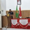 SAMPAIKAN : Juru Bicara Fraksi Partai Perindo DPRD Kabupaten Gumas Singong menyampaikan pandangan umum atas nota keuangan Rancangan Perubahan APBD tahun anggaran 2026, di rapat paripurna ke-2 masa persidangan 1 tahun sidang 2026, Rabu, 26 Agustus 2026.