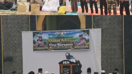SALAT ISTISQO : Suasana pelaksanaan Salat Istisqo dan doa bersama memohon turun hujan, di halaman Masjid Agung Darun Najah, Kelurahan Tampang Tumbang Anjir, Kecamatan Kurun, Kamis, 10 September 2026 pagi.